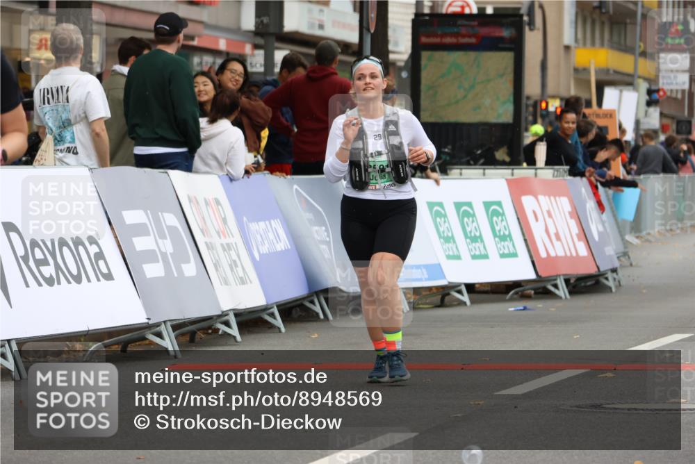 21.09.2025 - PSD Bank Halbmarathon Strokosch-Dieckow http://msf.ph/oto/8948569 21.09.2025 12:42:50 Ziel 1744, 3591 meine-sportfotos.de