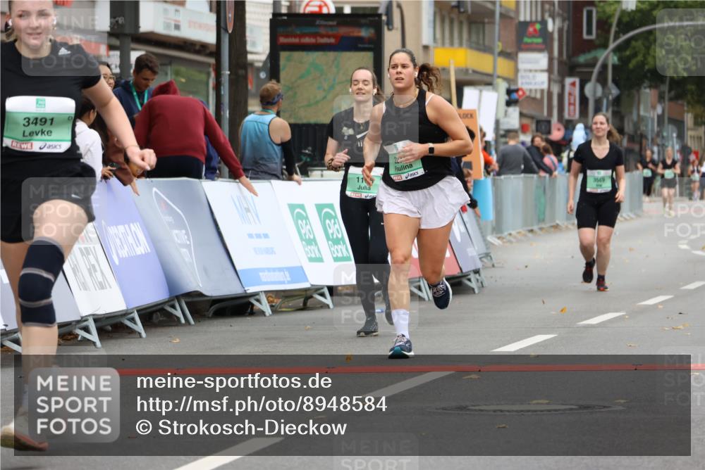 21.09.2025 - PSD Bank Halbmarathon Strokosch-Dieckow http://msf.ph/oto/8948584 21.09.2025 12:43:08 Ziel 1155, 2279, 3491 meine-sportfotos.de