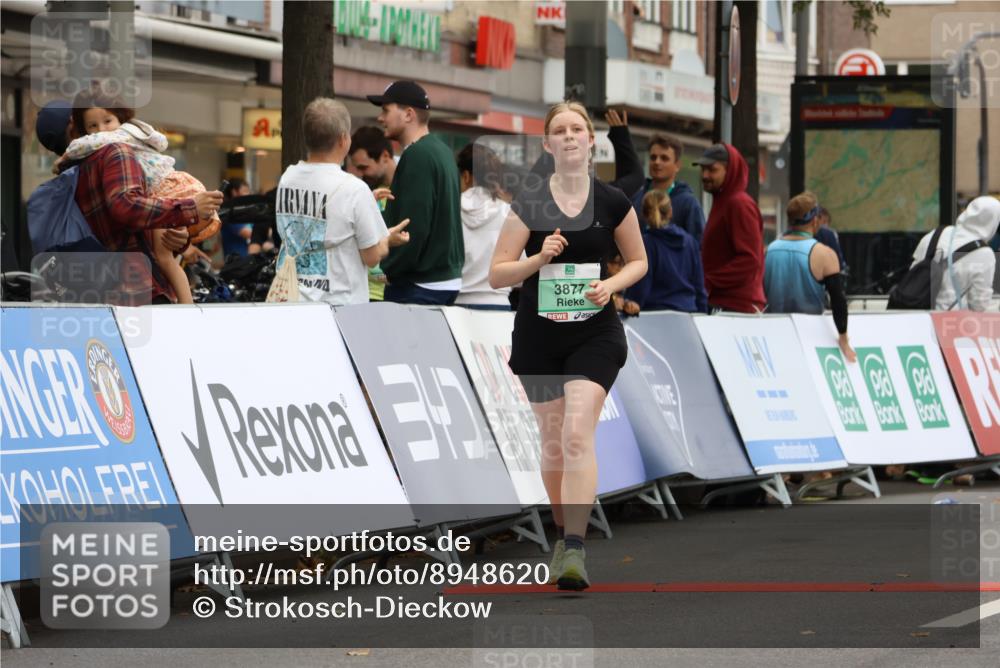 21.09.2025 - PSD Bank Halbmarathon Strokosch-Dieckow http://msf.ph/oto/8948620 21.09.2025 12:43:47 Ziel 3877 meine-sportfotos.de