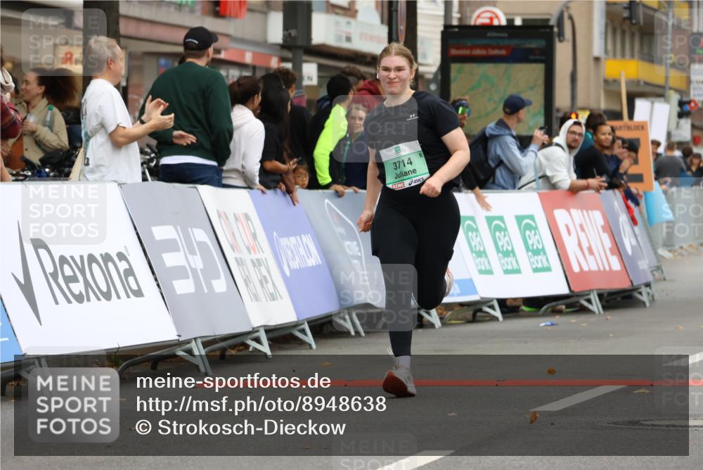 21.09.2025 - PSD Bank Halbmarathon Strokosch-Dieckow http://msf.ph/oto/8948638 21.09.2025 12:44:11 Ziel 1516, 3714, 3744 meine-sportfotos.de