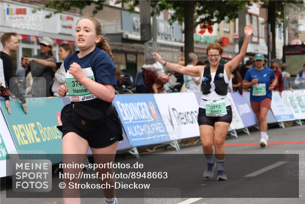 21.09.2025 - PSD Bank Halbmarathon Strokosch-Dieckow http://msf.ph/oto/8948663 21.09.2025 12:44:21 Ziel 1516, 3712, 3714, 3744, 3850 meine-sportfotos.de