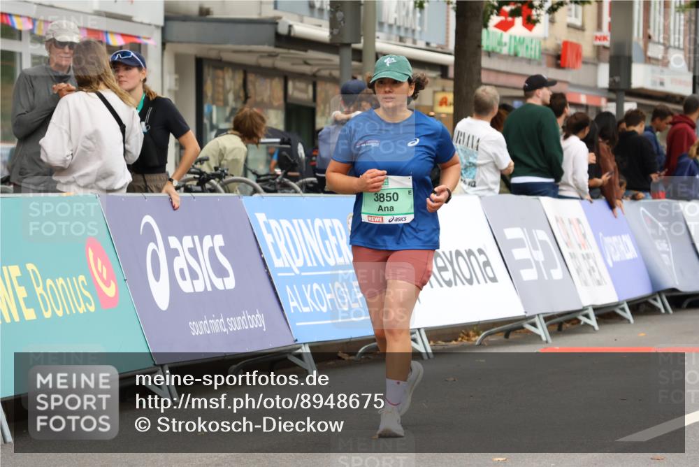 21.09.2025 - PSD Bank Halbmarathon Strokosch-Dieckow http://msf.ph/oto/8948675 21.09.2025 12:44:24 Ziel 1516, 3712, 3744, 3850 meine-sportfotos.de