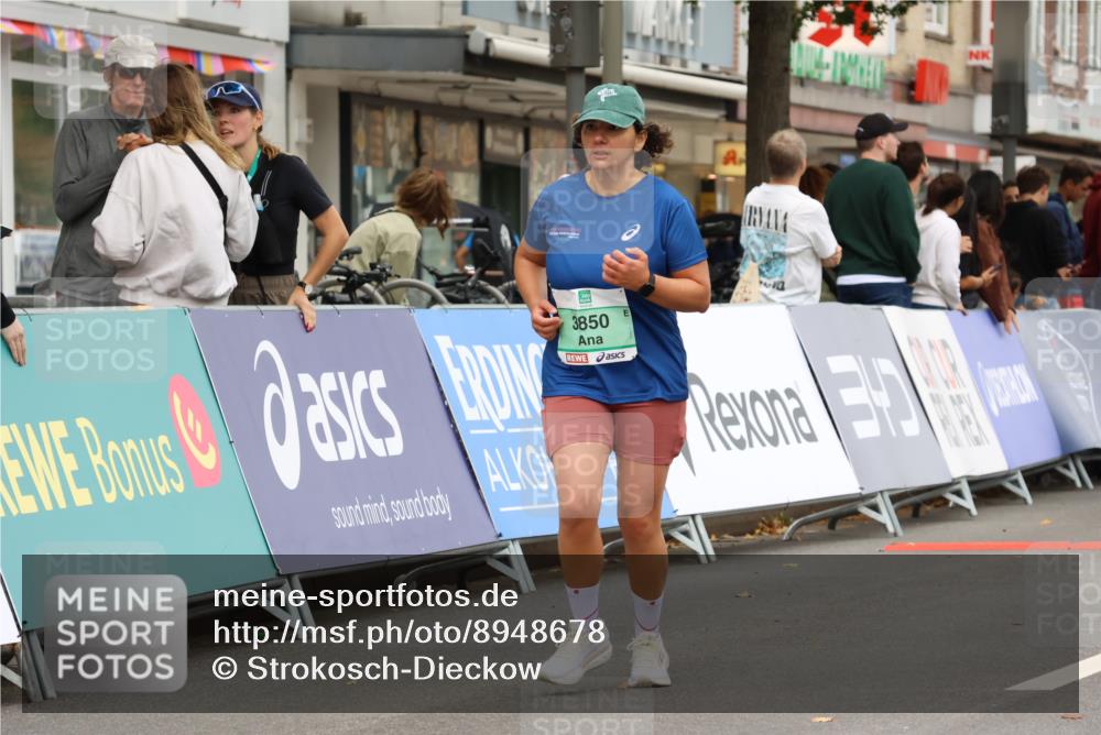 21.09.2025 - PSD Bank Halbmarathon Strokosch-Dieckow http://msf.ph/oto/8948678 21.09.2025 12:44:24 Ziel 1516, 3712, 3744, 3850 meine-sportfotos.de