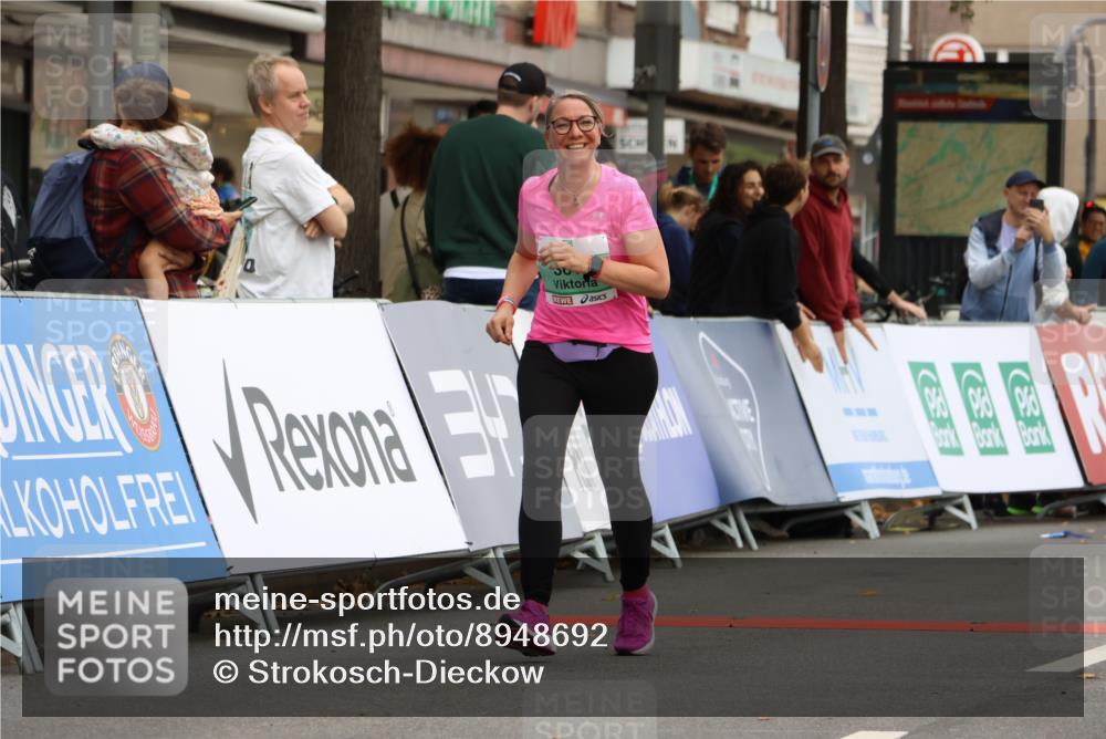21.09.2025 - PSD Bank Halbmarathon Strokosch-Dieckow http://msf.ph/oto/8948692 21.09.2025 12:45:11 Ziel 3610 meine-sportfotos.de