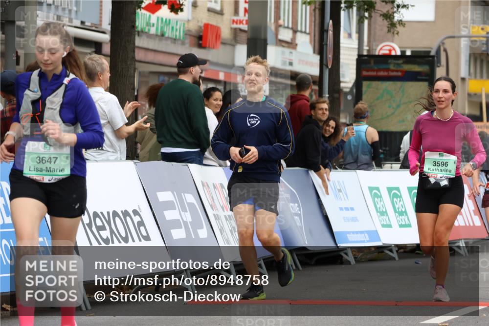 21.09.2025 - PSD Bank Halbmarathon Strokosch-Dieckow http://msf.ph/oto/8948758 21.09.2025 12:46:48 Ziel 3596, 3647, 3872 meine-sportfotos.de