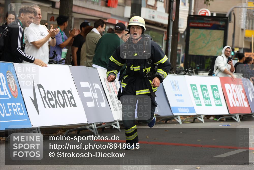 21.09.2025 - PSD Bank Halbmarathon Strokosch-Dieckow http://msf.ph/oto/8948845 21.09.2025 12:49:23 Ziel 2042 meine-sportfotos.de
