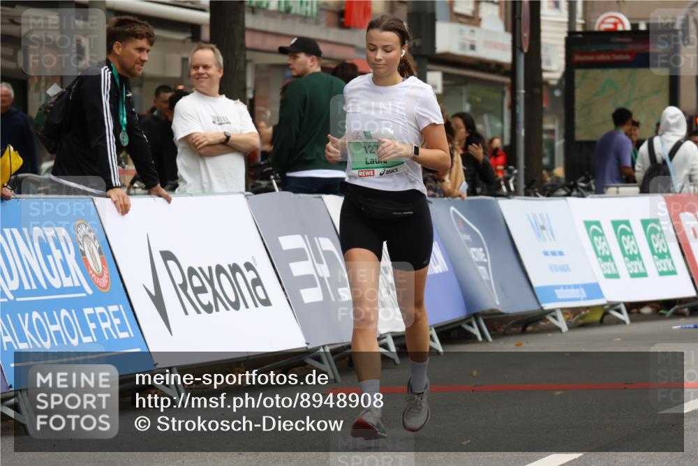 21.09.2025 - PSD Bank Halbmarathon Strokosch-Dieckow http://msf.ph/oto/8948908 21.09.2025 12:50:40 Ziel 1277, 3852 meine-sportfotos.de