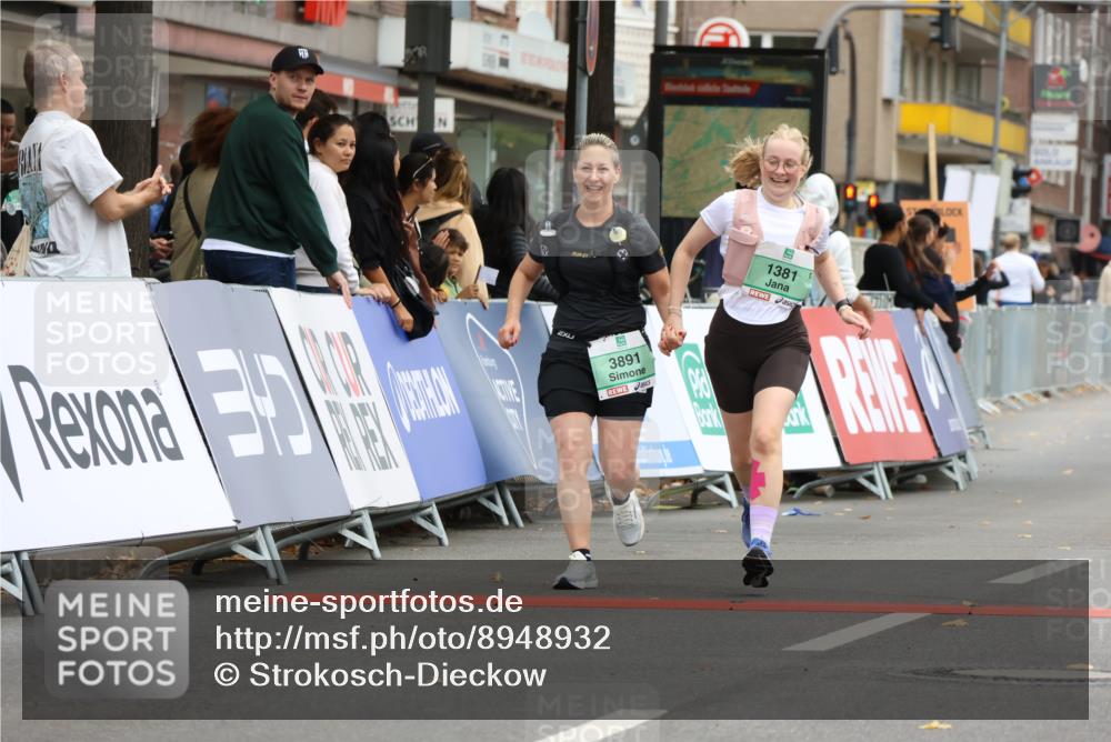 21.09.2025 - PSD Bank Halbmarathon Strokosch-Dieckow http://msf.ph/oto/8948932 21.09.2025 12:51:31 Ziel 1381, 3891 meine-sportfotos.de
