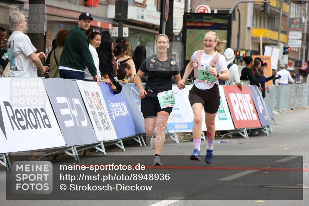 21.09.2025 - PSD Bank Halbmarathon Strokosch-Dieckow http://msf.ph/oto/8948936 21.09.2025 12:51:31 Ziel 1381, 3891 meine-sportfotos.de