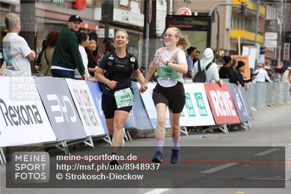 21.09.2025 - PSD Bank Halbmarathon Strokosch-Dieckow http://msf.ph/oto/8948937 21.09.2025 12:51:32 Ziel 1381, 3891 meine-sportfotos.de