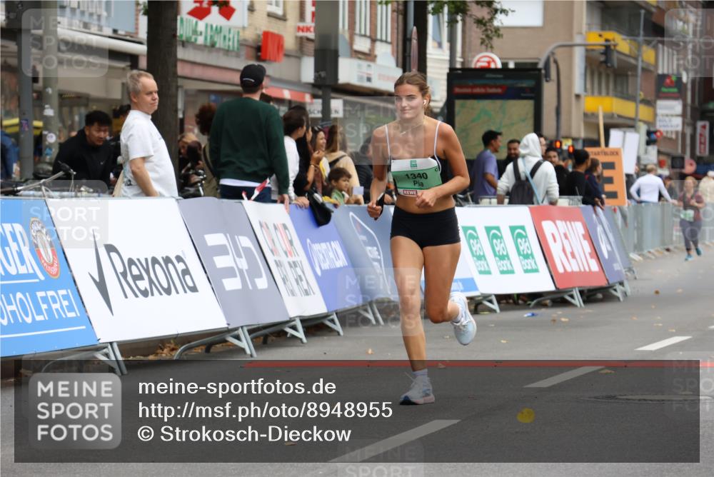 21.09.2025 - PSD Bank Halbmarathon Strokosch-Dieckow http://msf.ph/oto/8948955 21.09.2025 12:51:42 Ziel 1340, 1381, 3891 meine-sportfotos.de