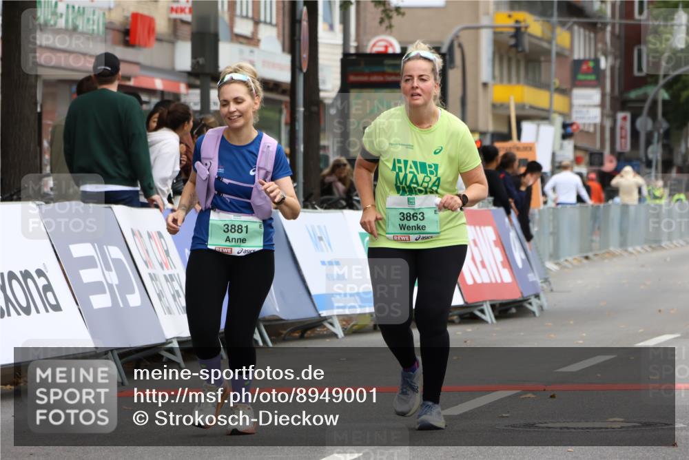 21.09.2025 - PSD Bank Halbmarathon Strokosch-Dieckow http://msf.ph/oto/8949001 21.09.2025 12:52:59 Ziel 3384, 3427, 3863, 3881 meine-sportfotos.de