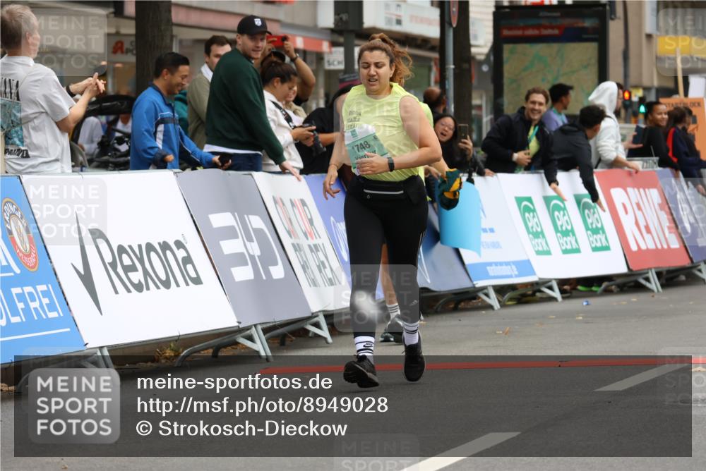 21.09.2025 - PSD Bank Halbmarathon Strokosch-Dieckow http://msf.ph/oto/8949028 21.09.2025 12:54:13 Ziel 1748 meine-sportfotos.de