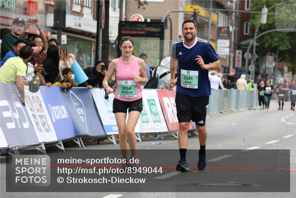 21.09.2025 - PSD Bank Halbmarathon Strokosch-Dieckow http://msf.ph/oto/8949044 21.09.2025 12:54:27 Ziel 1274, 3341, 3764, 3804, 3805 meine-sportfotos.de