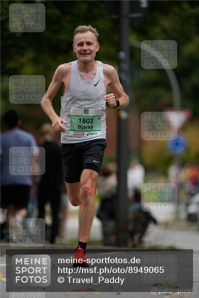 21.09.2025 - PSD Bank Halbmarathon Patografie http://msf.ph/oto/8949065 21.09.2025 09:47:45 Laufen 1803 meine-sportfotos.de