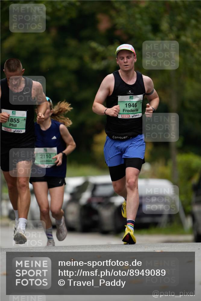 21.09.2025 - PSD Bank Halbmarathon Patografie http://msf.ph/oto/8949089 21.09.2025 09:59:20 Laufen 855, 2110, 1946 meine-sportfotos.de