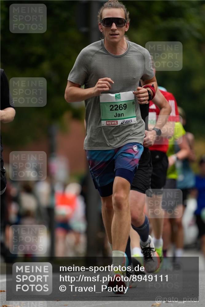 21.09.2025 - PSD Bank Halbmarathon Patografie http://msf.ph/oto/8949111 21.09.2025 10:06:12 Laufen 2269 meine-sportfotos.de