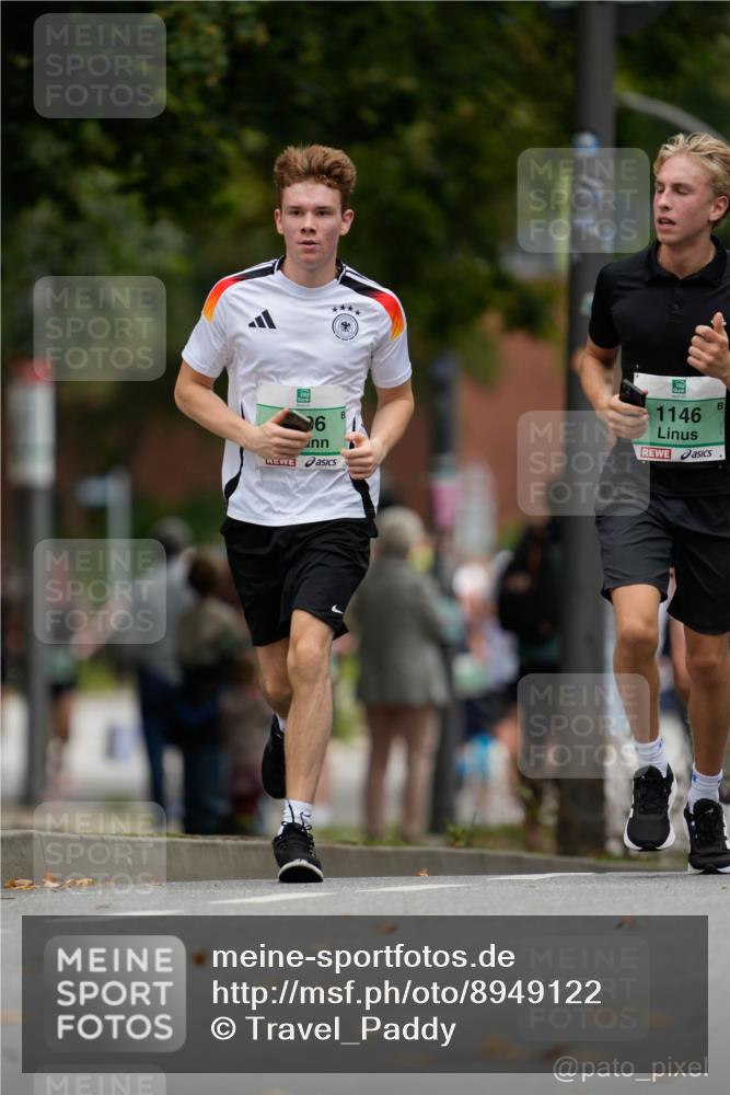 21.09.2025 - PSD Bank Halbmarathon Patografie http://msf.ph/oto/8949122 21.09.2025 10:07:52 Laufen 6, 1146 meine-sportfotos.de