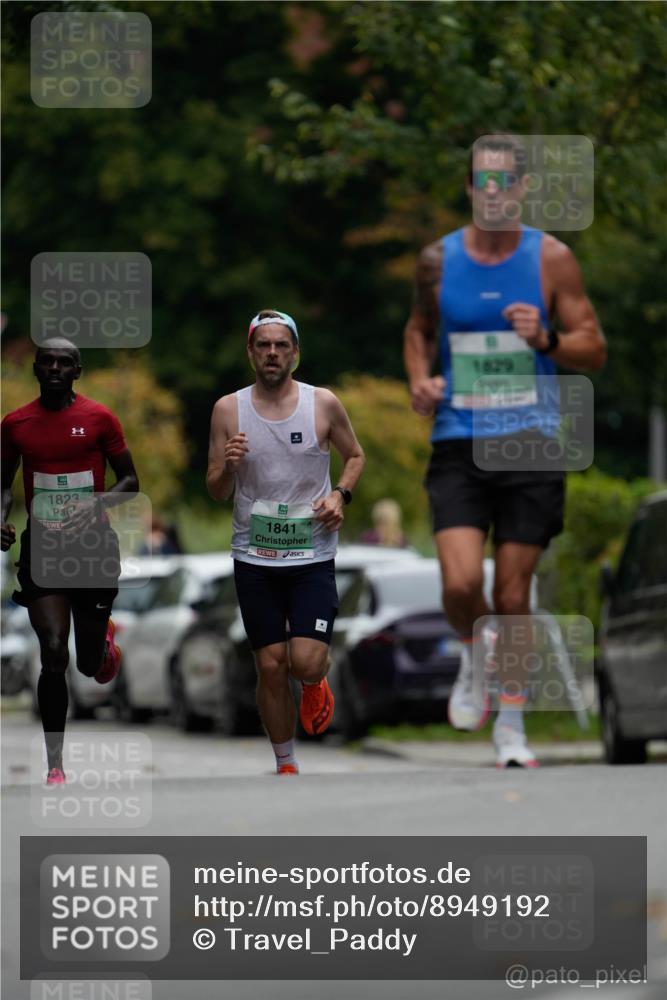 21.09.2025 - PSD Bank Halbmarathon Patografie http://msf.ph/oto/8949192 21.09.2025 09:48:48 Laufen 1823, 1841, 1829 meine-sportfotos.de
