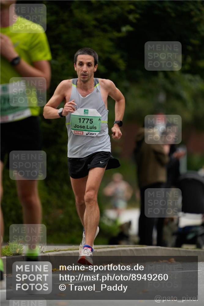 21.09.2025 - PSD Bank Halbmarathon Patografie http://msf.ph/oto/8949260 21.09.2025 10:05:02 Laufen 1765, 1775 meine-sportfotos.de