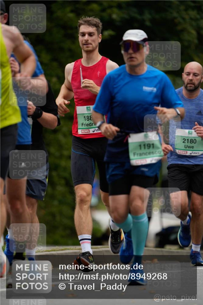 21.09.2025 - PSD Bank Halbmarathon Patografie http://msf.ph/oto/8949268 21.09.2025 10:05:47 Laufen 188, 1191, 2180 meine-sportfotos.de