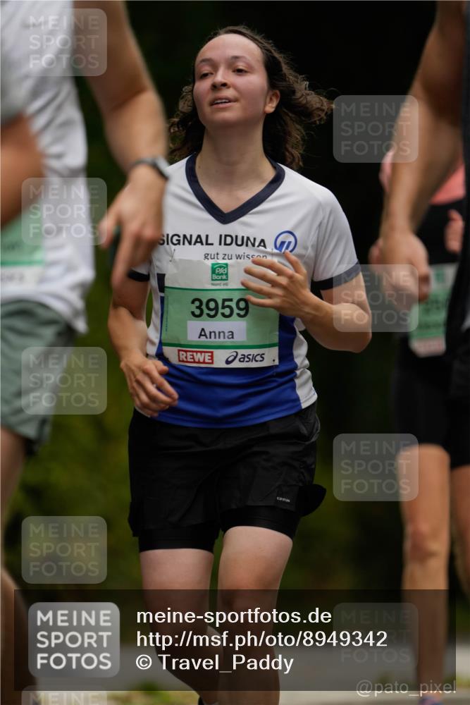 21.09.2025 - PSD Bank Halbmarathon Patografie http://msf.ph/oto/8949342 21.09.2025 10:17:41 Laufen 3959 meine-sportfotos.de