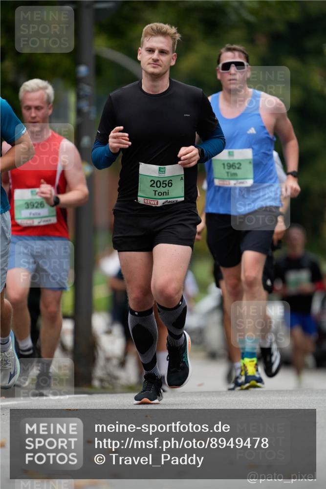 21.09.2025 - PSD Bank Halbmarathon Patografie http://msf.ph/oto/8949478 21.09.2025 10:10:44 Laufen 3926, 2056, 1962 meine-sportfotos.de