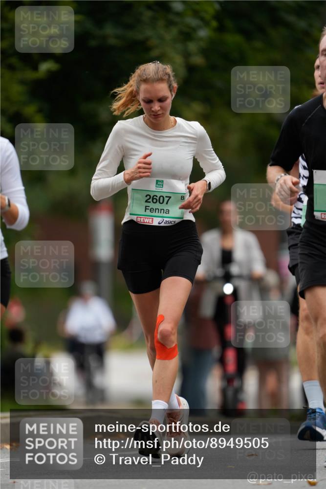 21.09.2025 - PSD Bank Halbmarathon Patografie http://msf.ph/oto/8949505 21.09.2025 10:13:02 Laufen 2607 meine-sportfotos.de