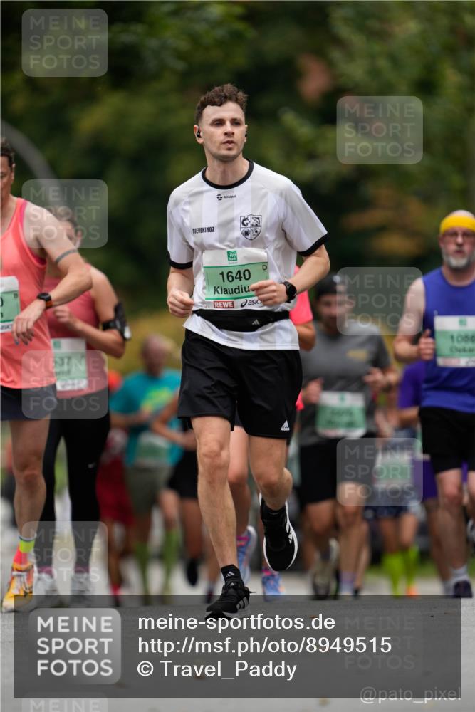 21.09.2025 - PSD Bank Halbmarathon Patografie http://msf.ph/oto/8949515 21.09.2025 10:13:58 Laufen 137, 1640, 106 meine-sportfotos.de