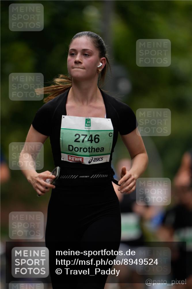 21.09.2025 - PSD Bank Halbmarathon Patografie http://msf.ph/oto/8949524 21.09.2025 10:18:23 Laufen 2746 meine-sportfotos.de