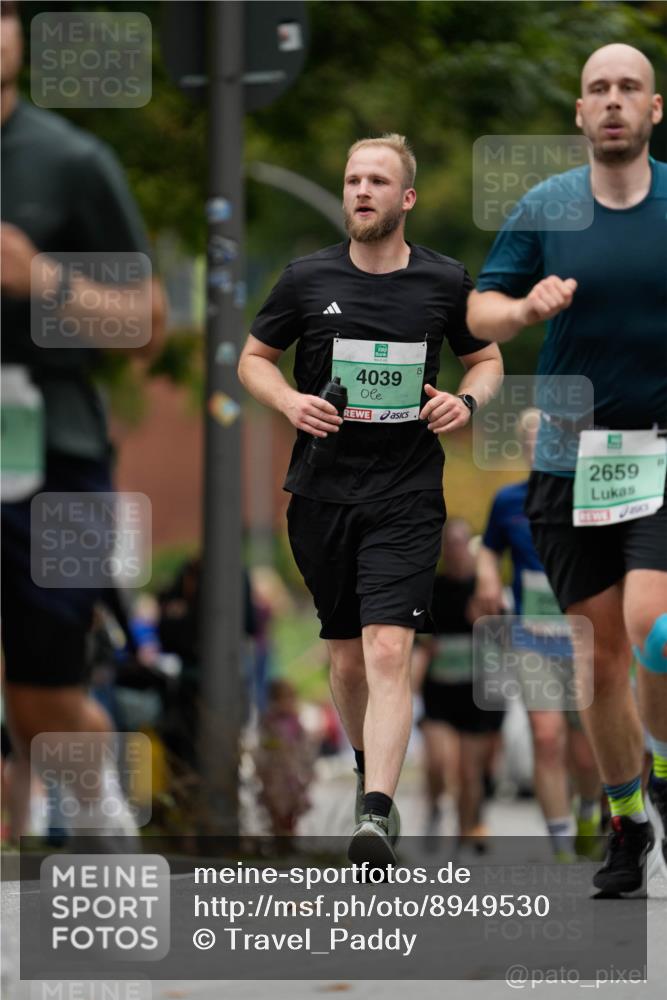 21.09.2025 - PSD Bank Halbmarathon Patografie http://msf.ph/oto/8949530 21.09.2025 10:18:46 Laufen 4039, 2659 meine-sportfotos.de