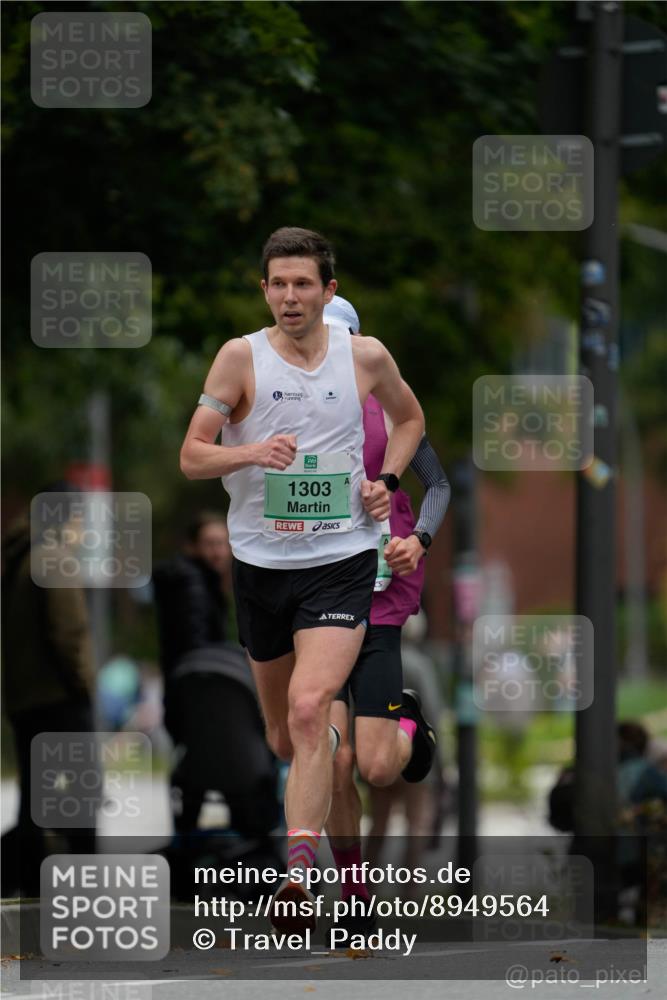 21.09.2025 - PSD Bank Halbmarathon Patografie http://msf.ph/oto/8949564 21.09.2025 09:40:53 Laufen 1303 meine-sportfotos.de