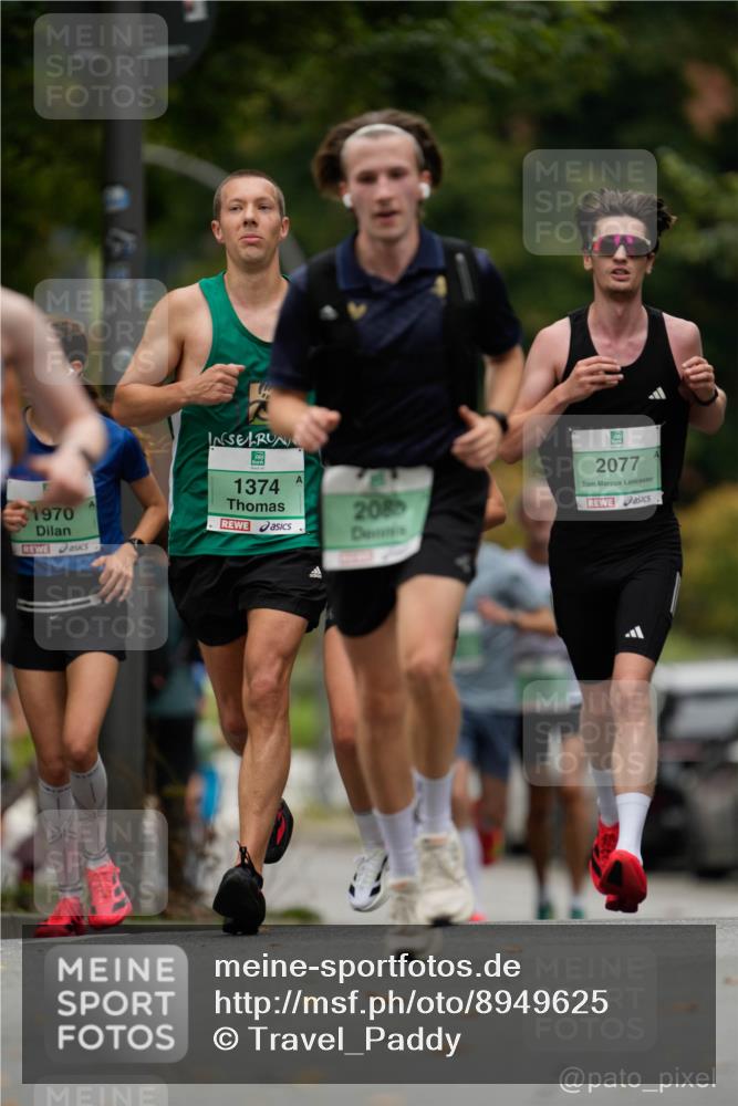 21.09.2025 - PSD Bank Halbmarathon Patografie http://msf.ph/oto/8949625 21.09.2025 10:03:27 Laufen 1970, 1374, 2080, 2077 meine-sportfotos.de