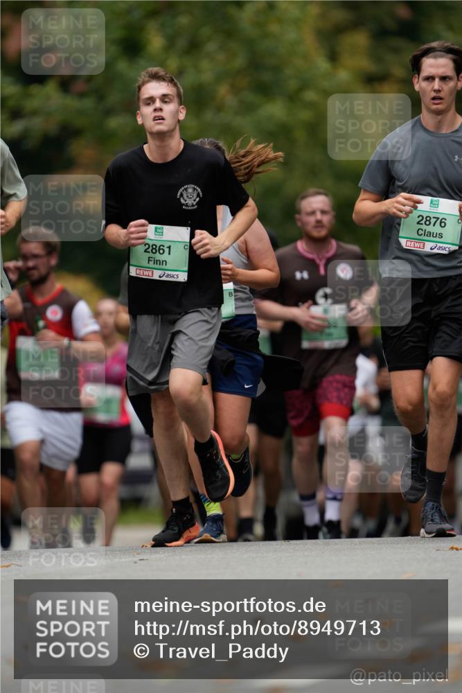 21.09.2025 - PSD Bank Halbmarathon Patografie http://msf.ph/oto/8949713 21.09.2025 10:16:33 Laufen 2861, 2876 meine-sportfotos.de
