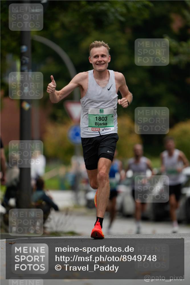 21.09.2025 - PSD Bank Halbmarathon Patografie http://msf.ph/oto/8949748 21.09.2025 09:47:44 Laufen 1803 meine-sportfotos.de