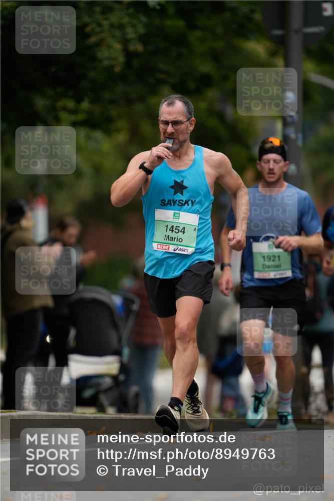 21.09.2025 - PSD Bank Halbmarathon Patografie http://msf.ph/oto/8949763 21.09.2025 10:00:45 Laufen 1454, 1921 meine-sportfotos.de