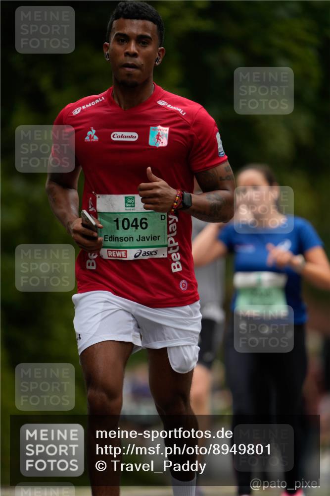21.09.2025 - PSD Bank Halbmarathon Patografie http://msf.ph/oto/8949801 21.09.2025 10:17:20 Laufen 98, 1046 meine-sportfotos.de