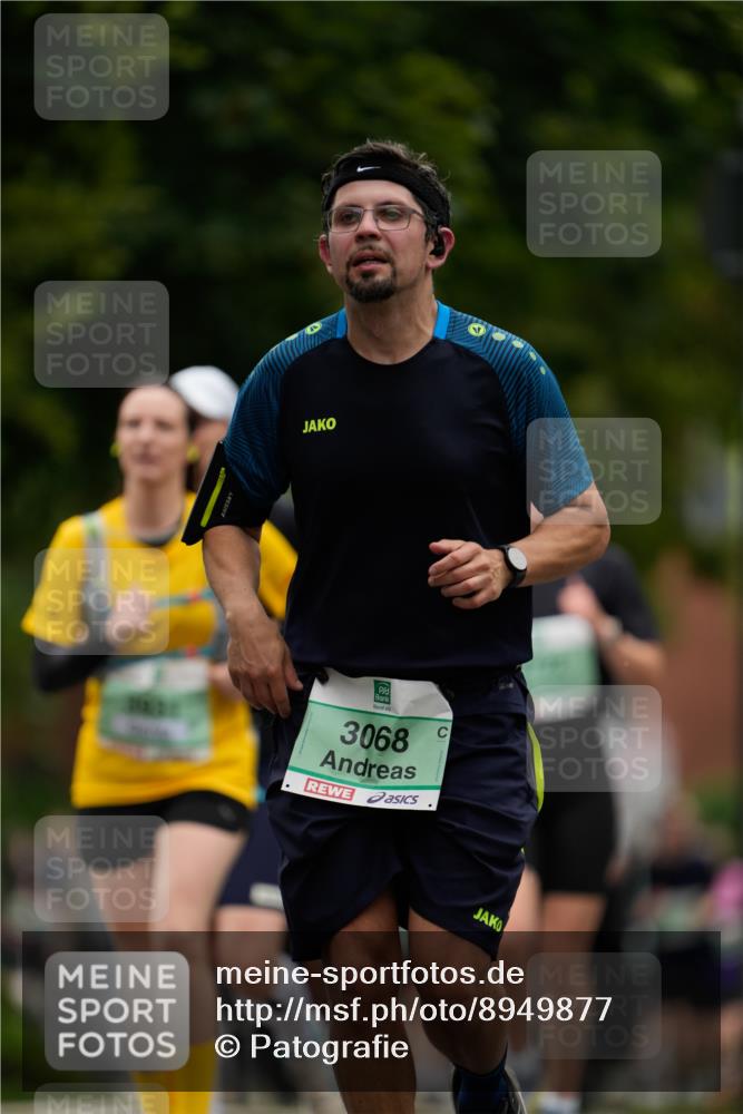 21.09.2025 - PSD Bank Halbmarathon Patografie http://msf.ph/oto/8949877 21.09.2025 10:24:14 Laufen 3068 meine-sportfotos.de
