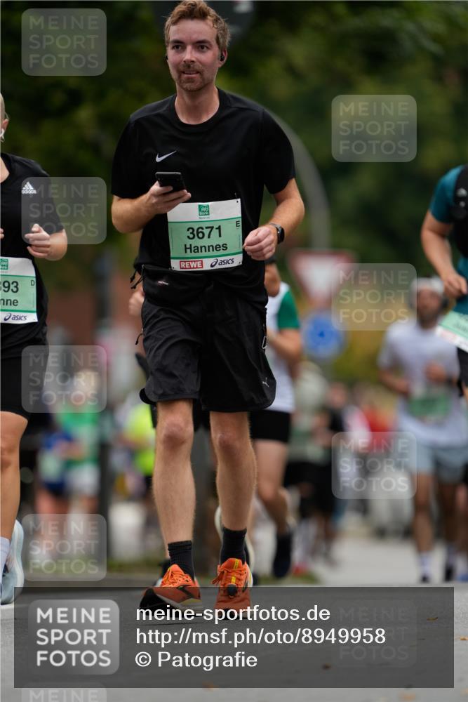 21.09.2025 - PSD Bank Halbmarathon Patografie http://msf.ph/oto/8949958 21.09.2025 10:27:03 Laufen 93, 3671 meine-sportfotos.de