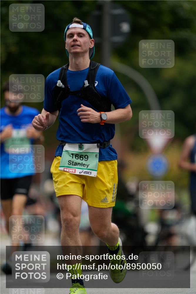 21.09.2025 - PSD Bank Halbmarathon Patografie http://msf.ph/oto/8950050 21.09.2025 10:30:59 Laufen 1669 meine-sportfotos.de