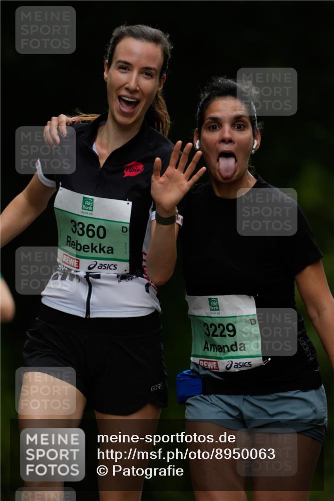 21.09.2025 - PSD Bank Halbmarathon Patografie http://msf.ph/oto/8950063 21.09.2025 10:31:28 Laufen 3360, 3229 meine-sportfotos.de