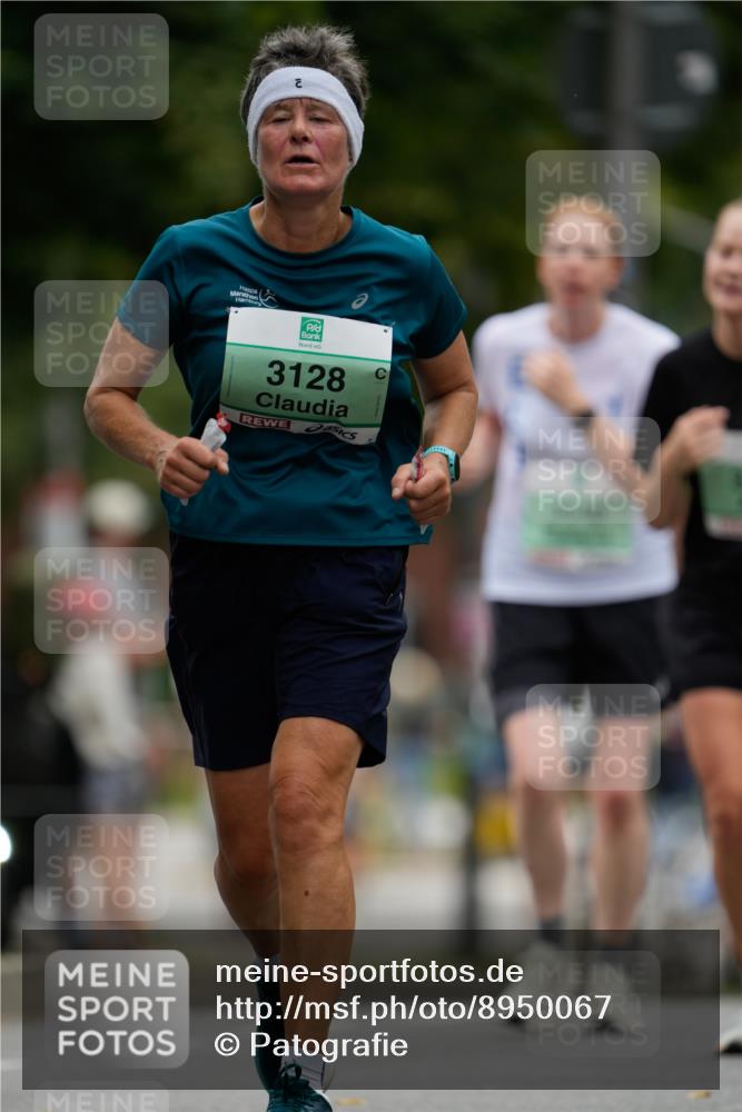 21.09.2025 - PSD Bank Halbmarathon Patografie http://msf.ph/oto/8950067 21.09.2025 10:31:36 Laufen 3128 meine-sportfotos.de