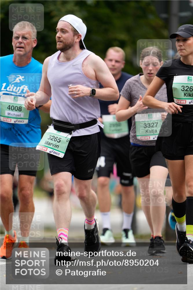 21.09.2025 - PSD Bank Halbmarathon Patografie http://msf.ph/oto/8950204 21.09.2025 10:37:02 Laufen 4008, 3265, 3327, 326 meine-sportfotos.de