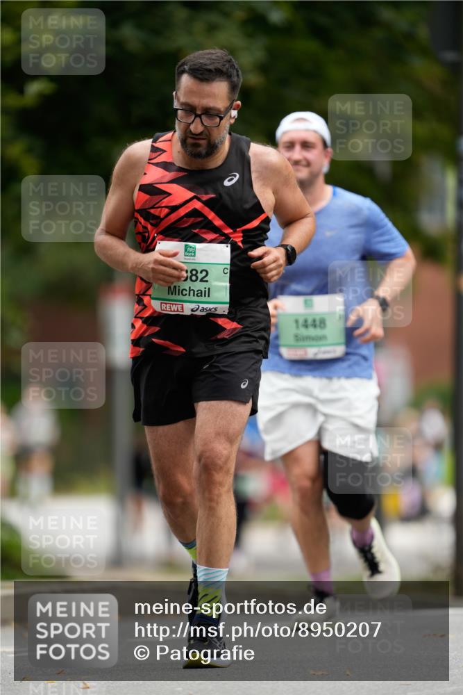 21.09.2025 - PSD Bank Halbmarathon Patografie http://msf.ph/oto/8950207 21.09.2025 10:37:10 Laufen 2882, 1448 meine-sportfotos.de