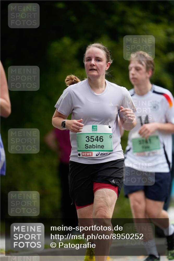 21.09.2025 - PSD Bank Halbmarathon Patografie http://msf.ph/oto/8950252 21.09.2025 10:39:39 Laufen 3546, 3741 meine-sportfotos.de