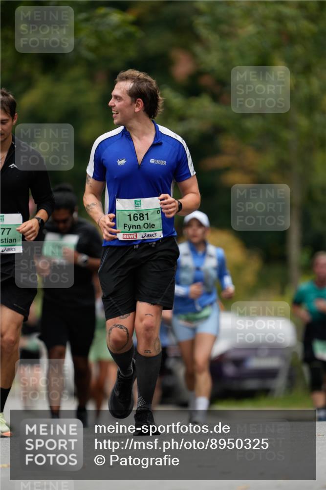 21.09.2025 - PSD Bank Halbmarathon Patografie http://msf.ph/oto/8950325 21.09.2025 10:43:01 Laufen 77, 1681 meine-sportfotos.de