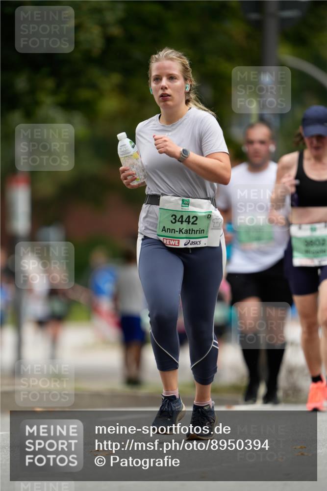 21.09.2025 - PSD Bank Halbmarathon Patografie http://msf.ph/oto/8950394 21.09.2025 10:47:53 Laufen 3442, 3602 meine-sportfotos.de