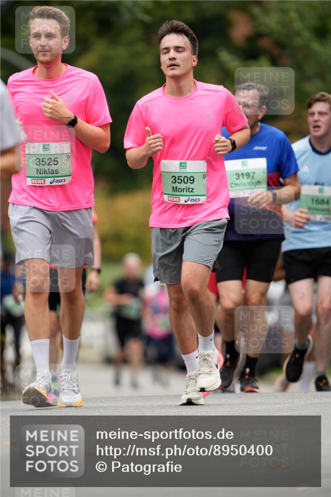 21.09.2025 - PSD Bank Halbmarathon Patografie http://msf.ph/oto/8950400 21.09.2025 10:48:05 Laufen 3197, 1664, 3525, 3509 meine-sportfotos.de