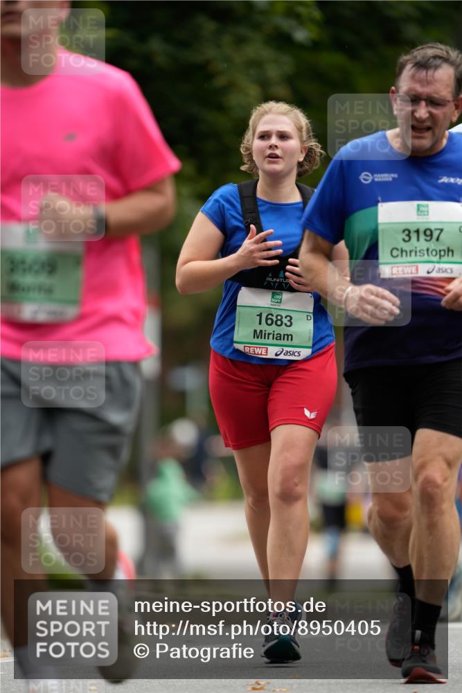 21.09.2025 - PSD Bank Halbmarathon Patografie http://msf.ph/oto/8950405 21.09.2025 10:48:11 Laufen 3509, 1683, 0, 700, 3197 meine-sportfotos.de