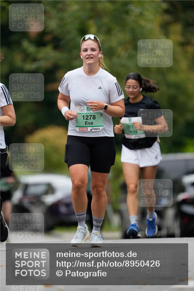 21.09.2025 - PSD Bank Halbmarathon Patografie http://msf.ph/oto/8950426 21.09.2025 10:50:21 Laufen 51, 1278, 371 meine-sportfotos.de